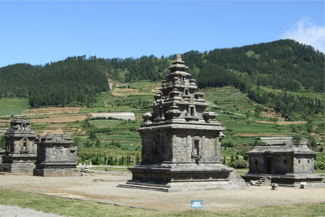 Arjuna Java L'histoire fascinante du temple de Arjuna - Java Exotic Tour