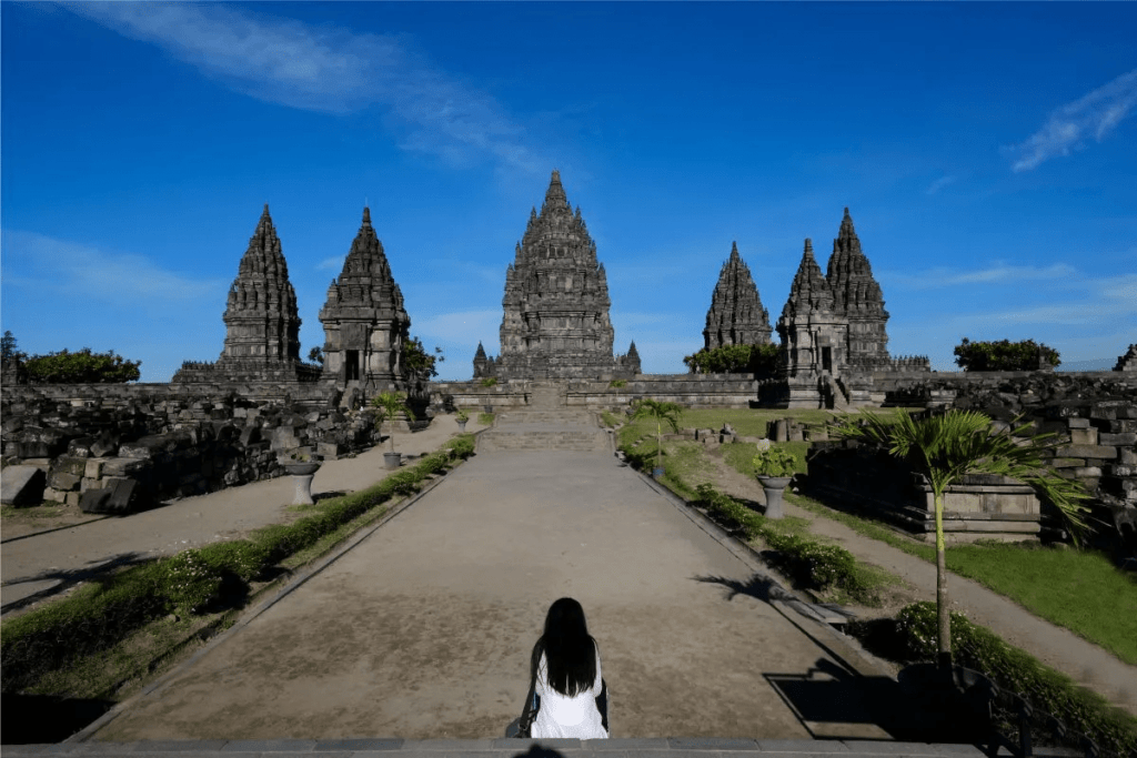 1-jour-prambanan-borobudur